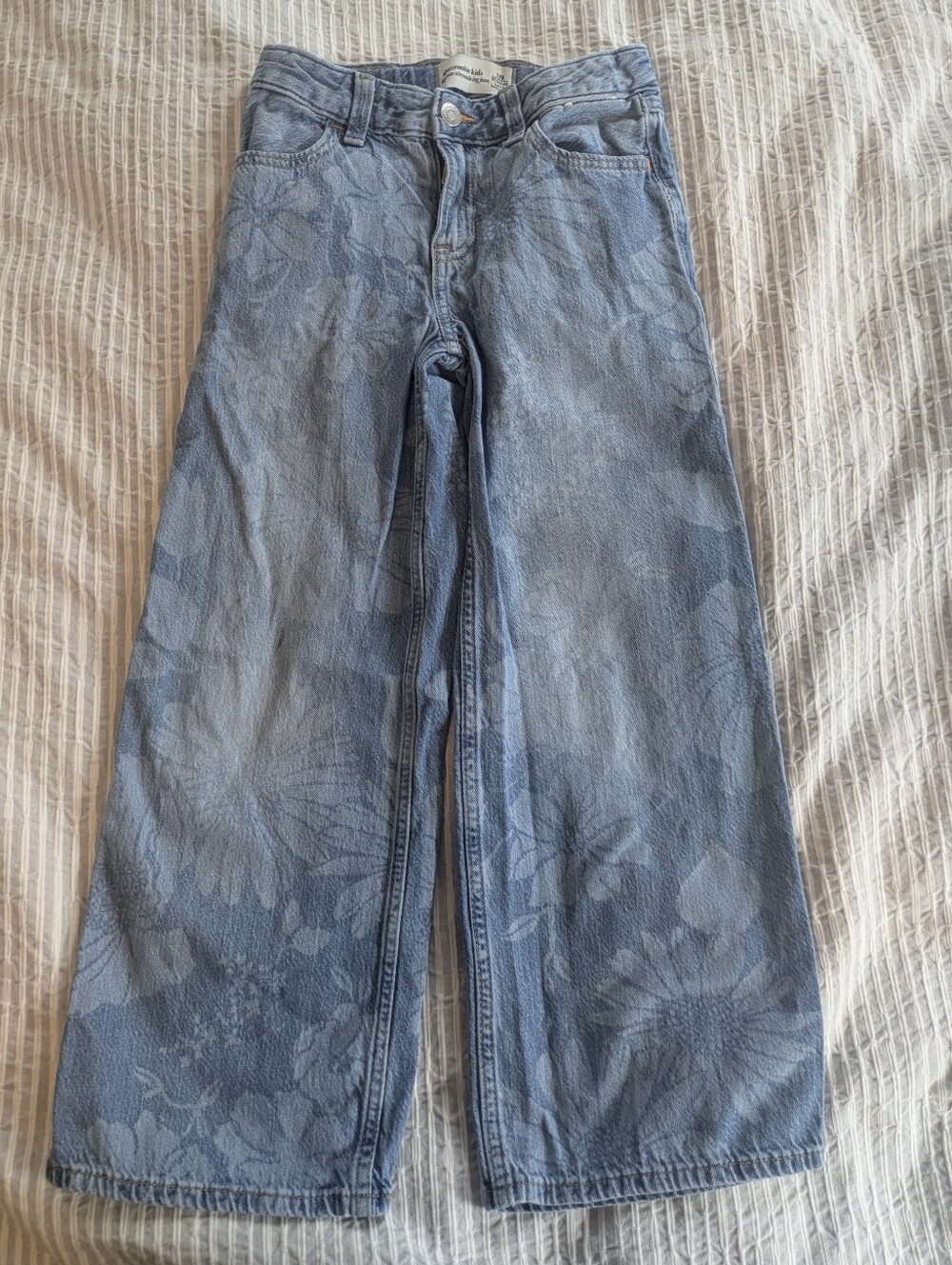 Abercrombie and Fitch Light Blue Floral Girls Jeans